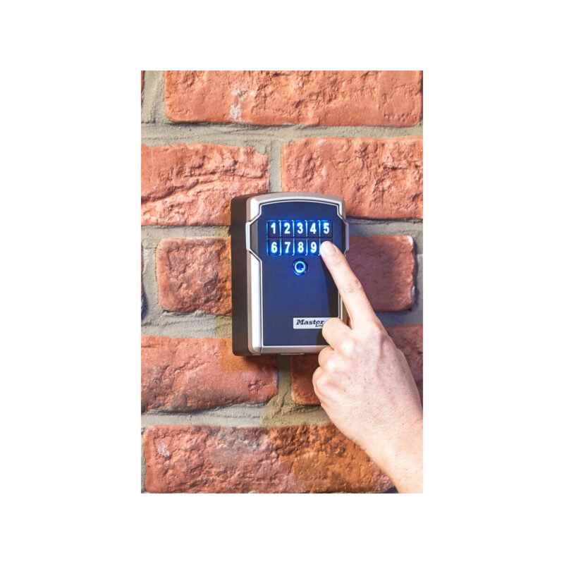 Skrytka elektroniczna na klucze BT Master Lock 5441EURD