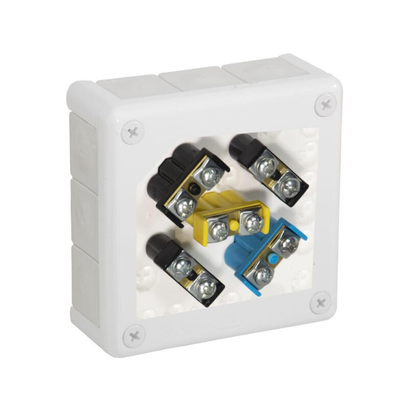 Puszka natynkowa z zaciskami 12 wlotów VIPLAST VP-51 BIAŁA IP55 118x118x46mm 051-51