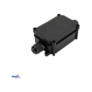 Hermetyczna puszka łączeniowa z dławicami x3 IP66